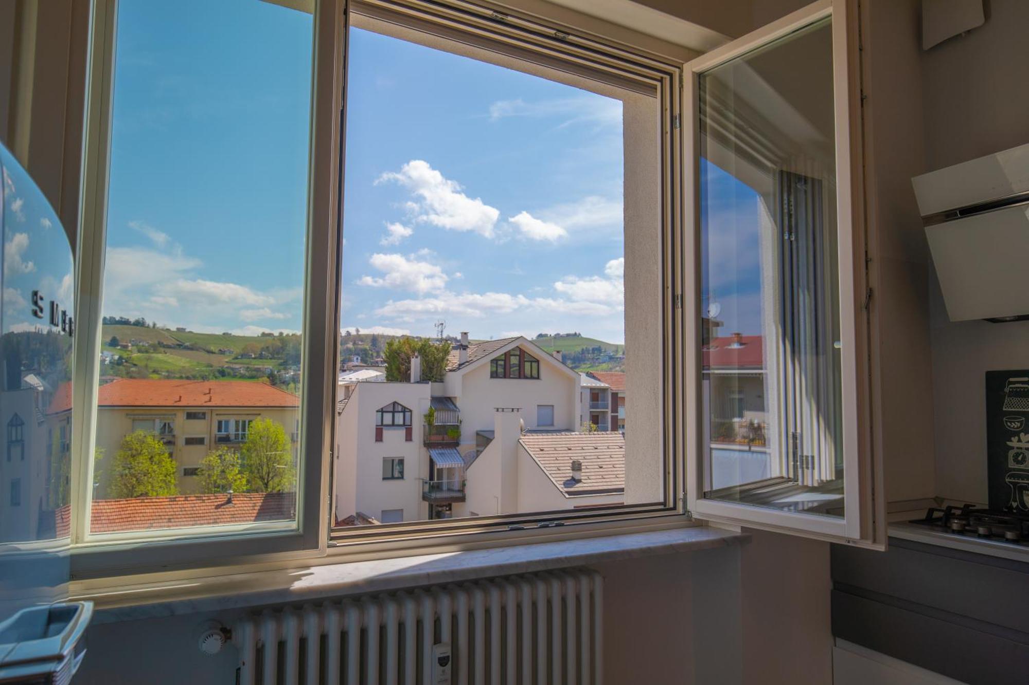 Vinhome Bilocale Con Garage Privato Alba Centro エクステリア 写真