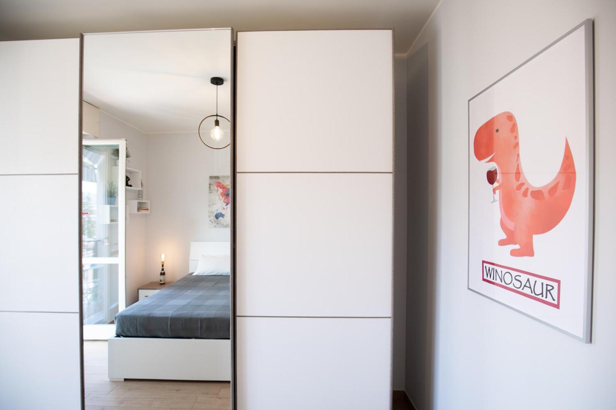 Vinhome Bilocale Con Garage Privato Alba Centro エクステリア 写真
