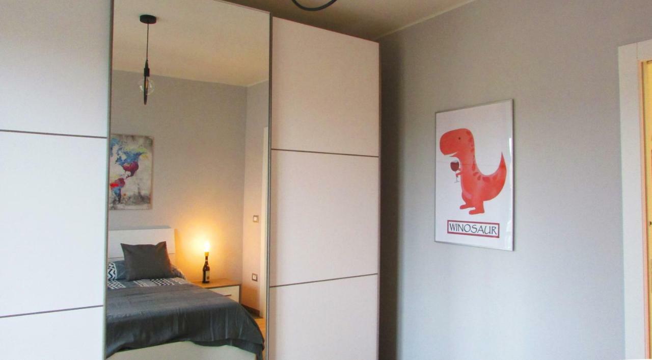 Vinhome Bilocale Con Garage Privato Alba Centro エクステリア 写真
