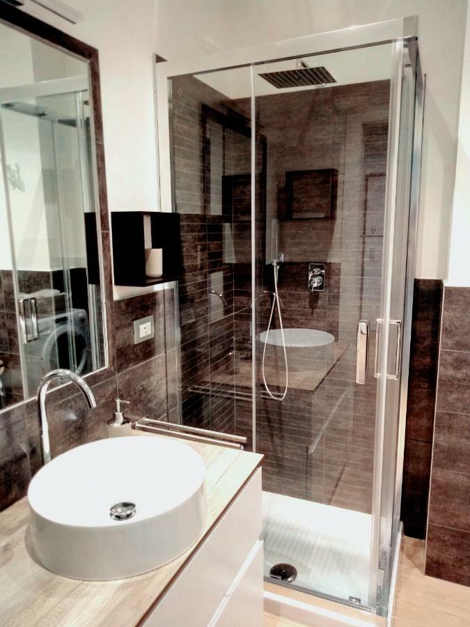 Vinhome Bilocale Con Garage Privato Alba Centro エクステリア 写真