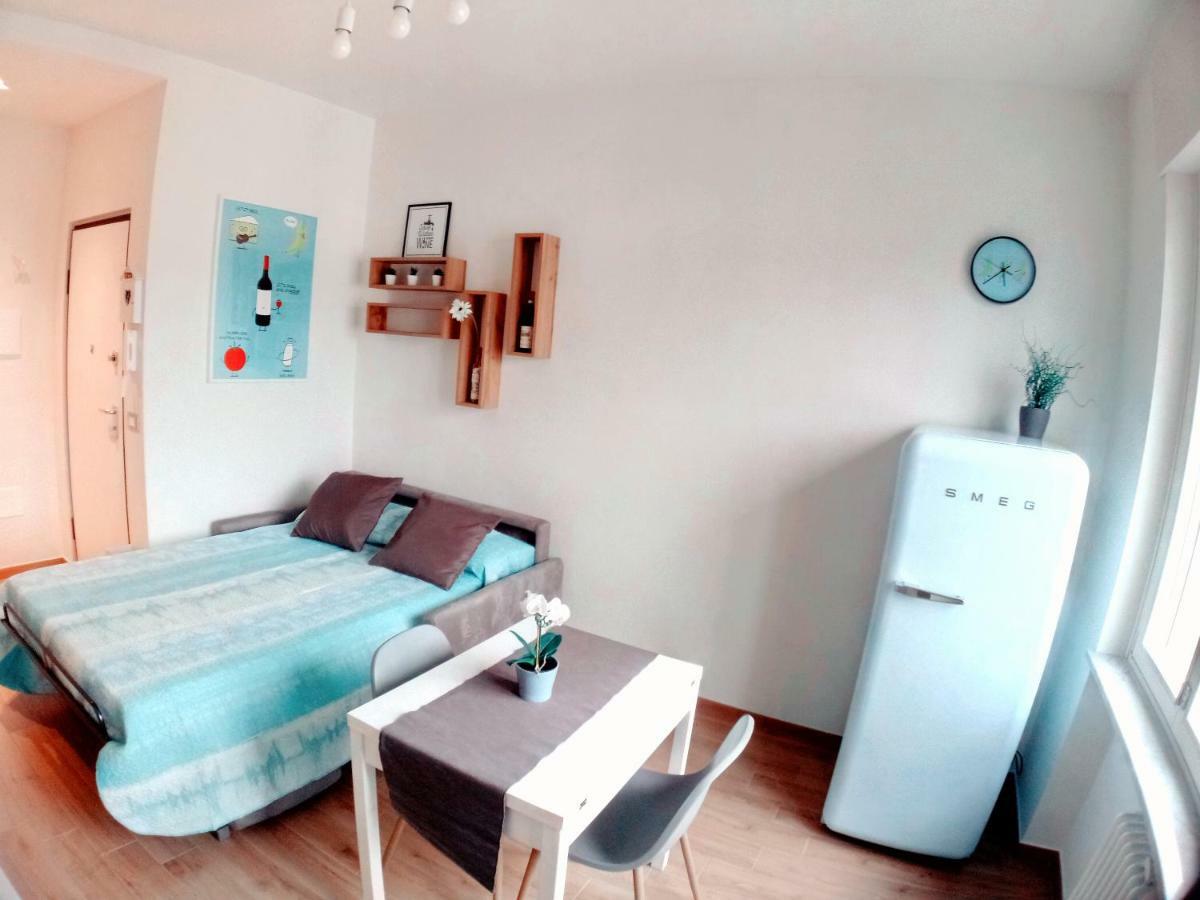 Vinhome Bilocale Con Garage Privato Alba Centro エクステリア 写真
