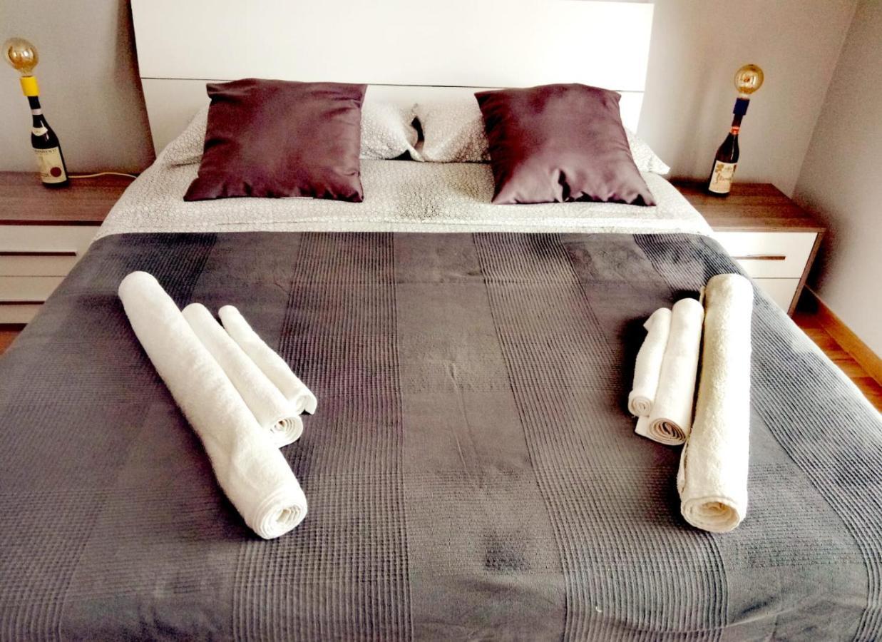 Vinhome Bilocale Con Garage Privato Alba Centro エクステリア 写真